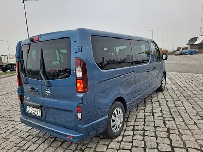 Wynajem busów osobowych